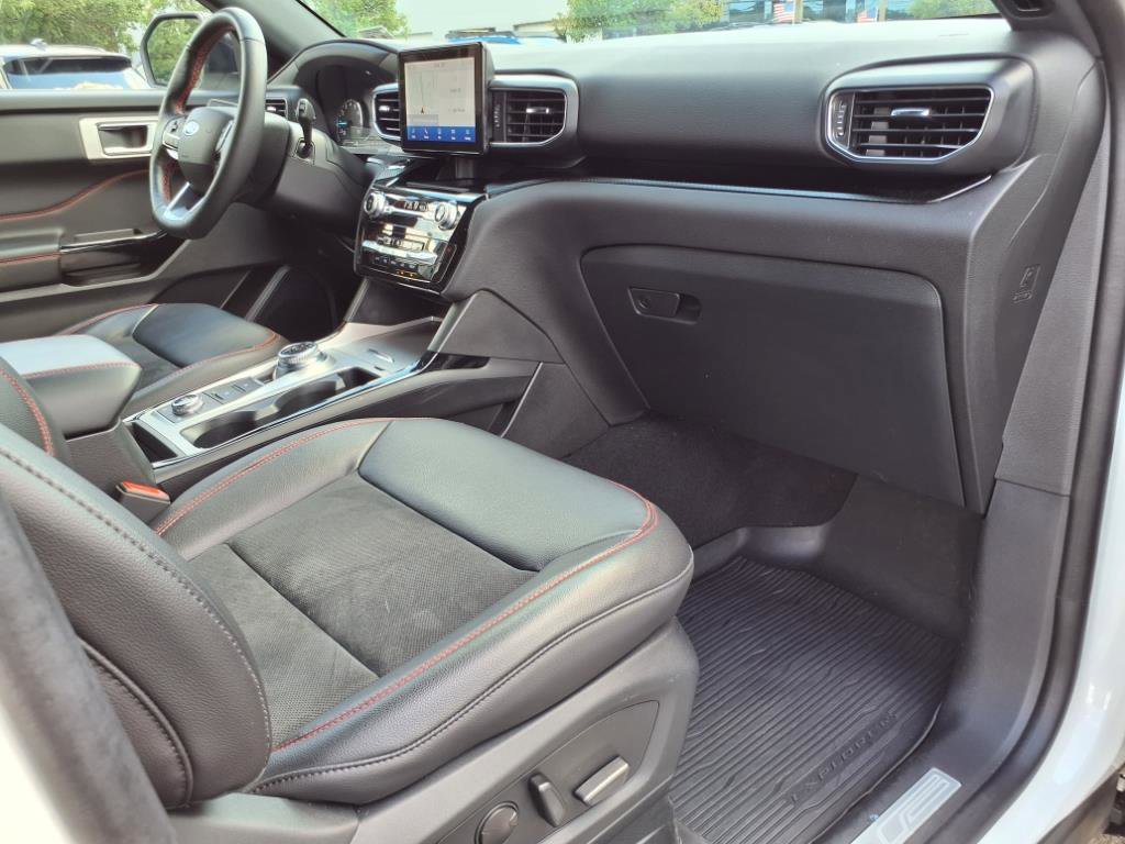 Certified 2023 Ford Explorer ST-Line w/ Class IV Trailer Tow Package image 10