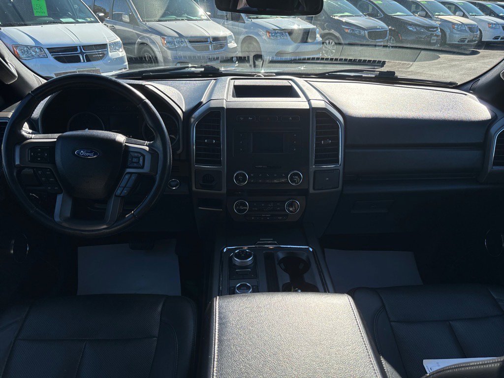 Used 2018 Ford Expedition Max XLT w/ Equipment Group 201A image 10