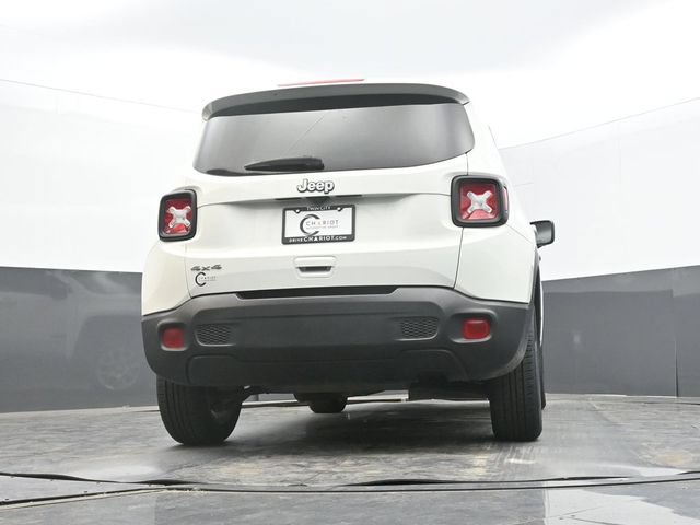 Used 2023 Jeep Renegade Latitude AWD/4WD image 58