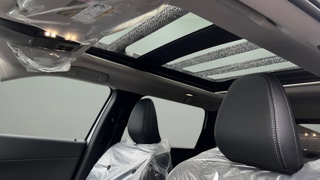 New 2025 Mitsubishi Outlander Trail Edition AWD/4WD image 13