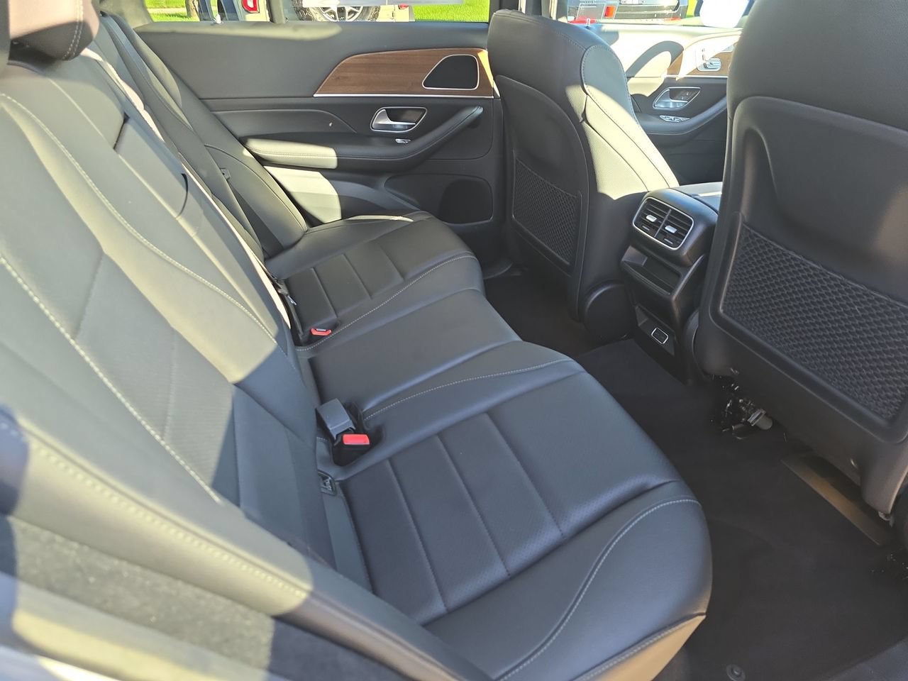 Used 2025 Mercedes-Benz GLE 350 4MATIC image 28