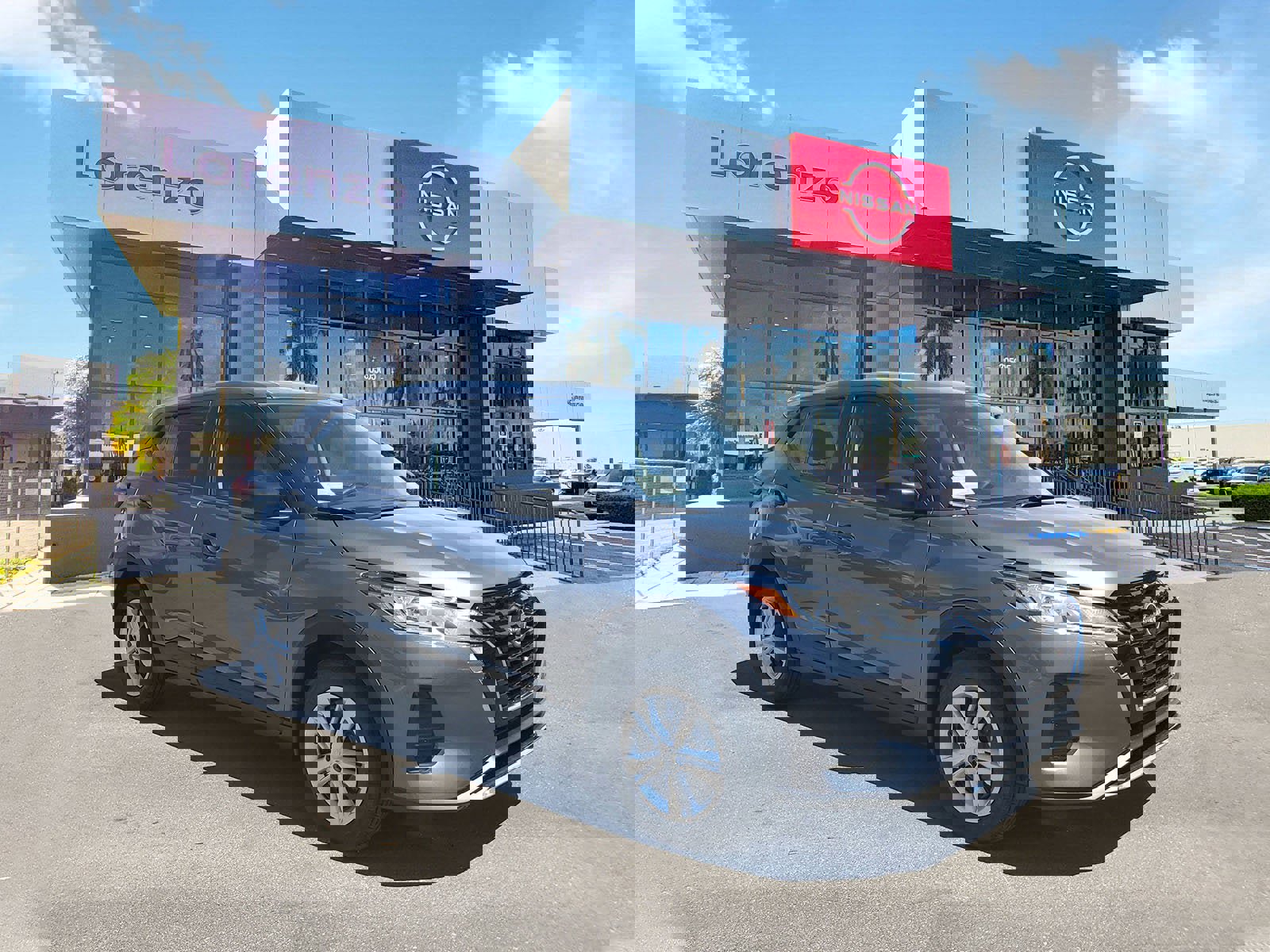 New 2025 Nissan Kicks Play S image 3