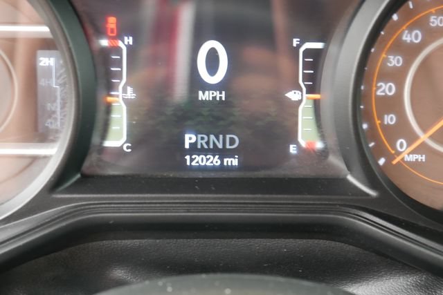 Used 2025 Jeep Gladiator Rubicon w/ Safety Group AWD/4WD image 18