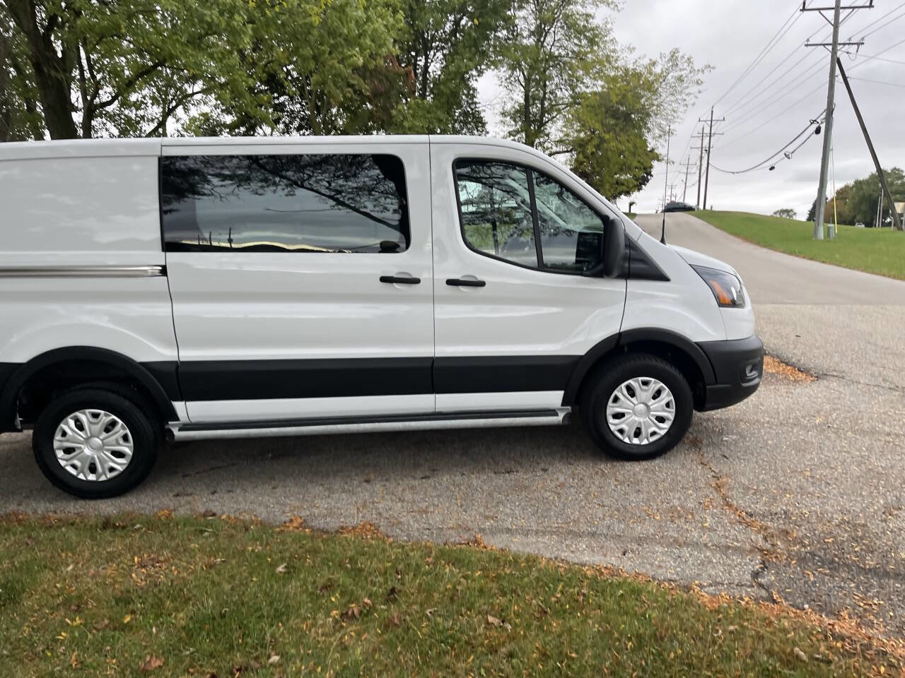 Used 2024 Ford Transit 250 Low Roof w/ Exterior Upgrade Package image 6