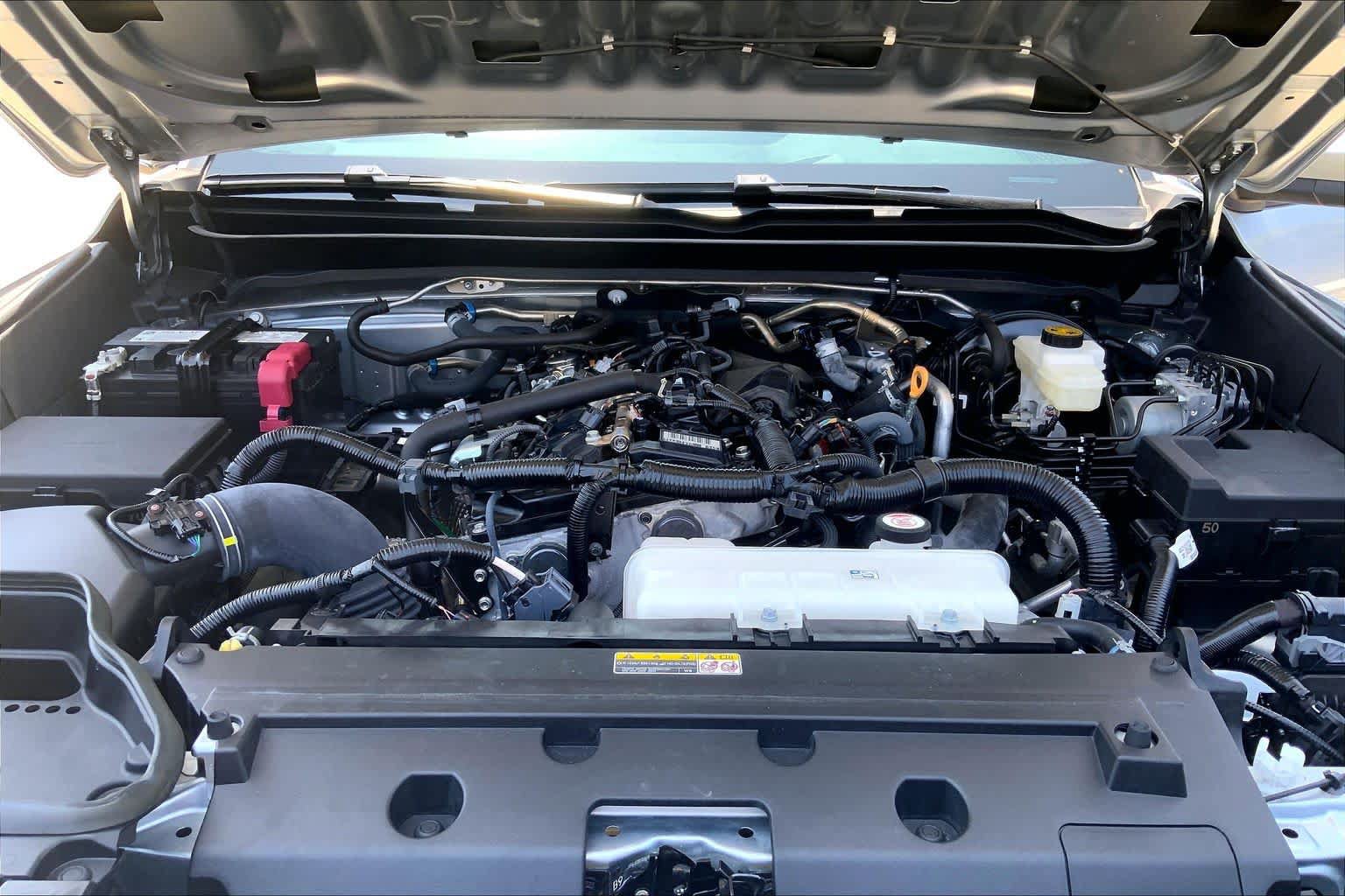 Used 2025 Toyota Tacoma SR5 AWD/4WD image 30