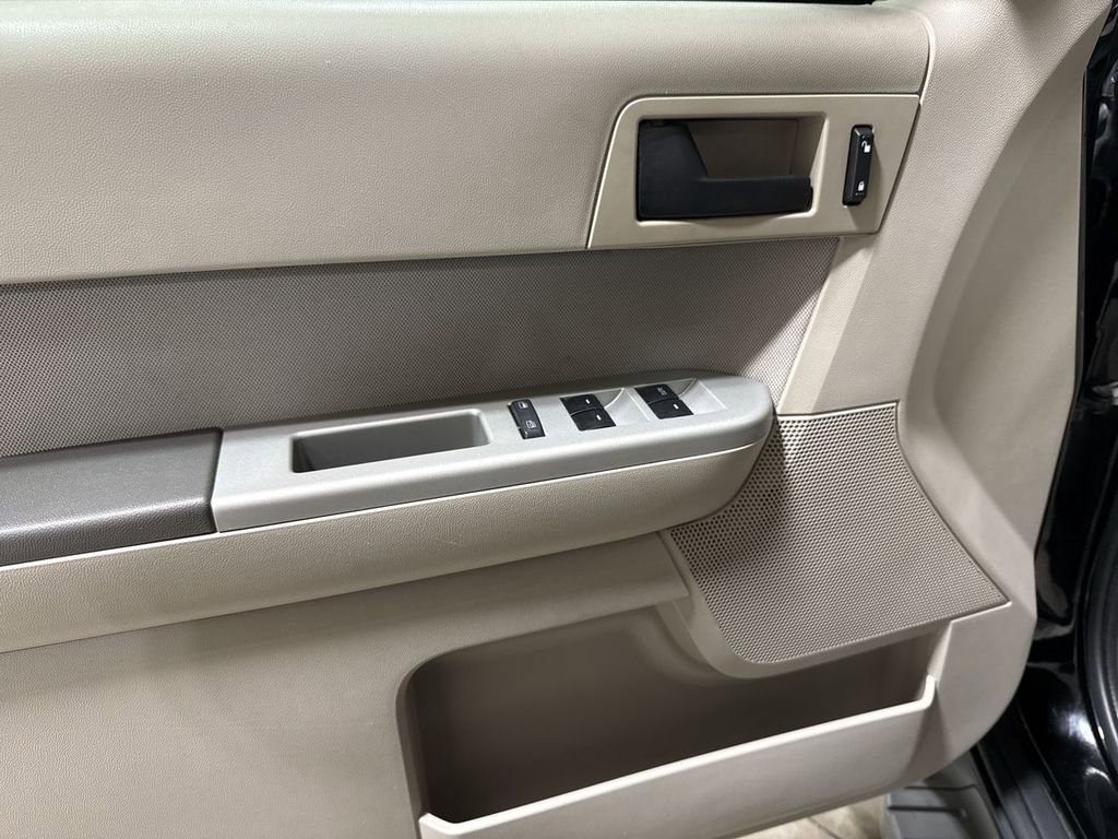 Used 2012 Ford Escape XLT image 20