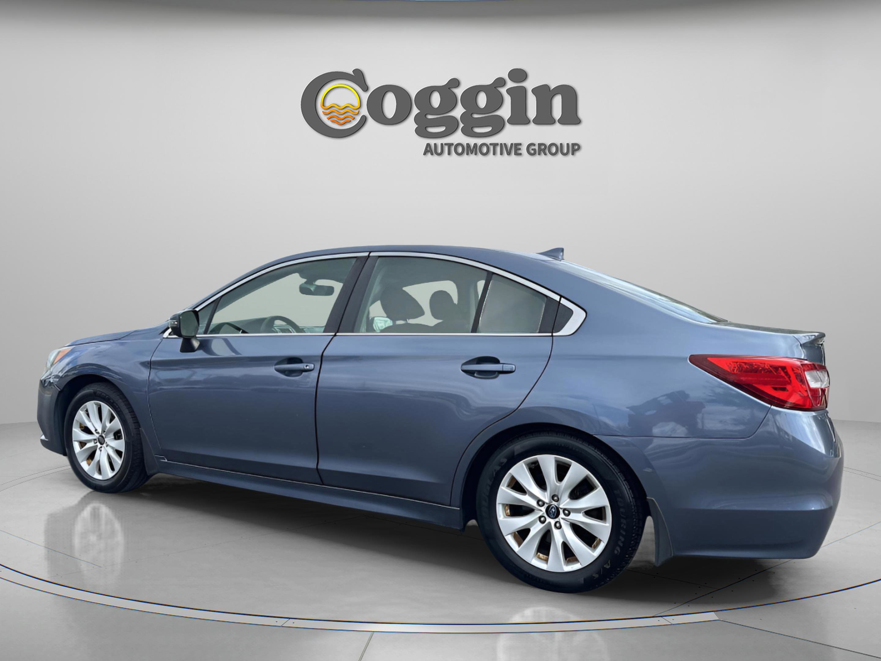 Used 2017 Subaru Legacy 2.5i Premium image 4