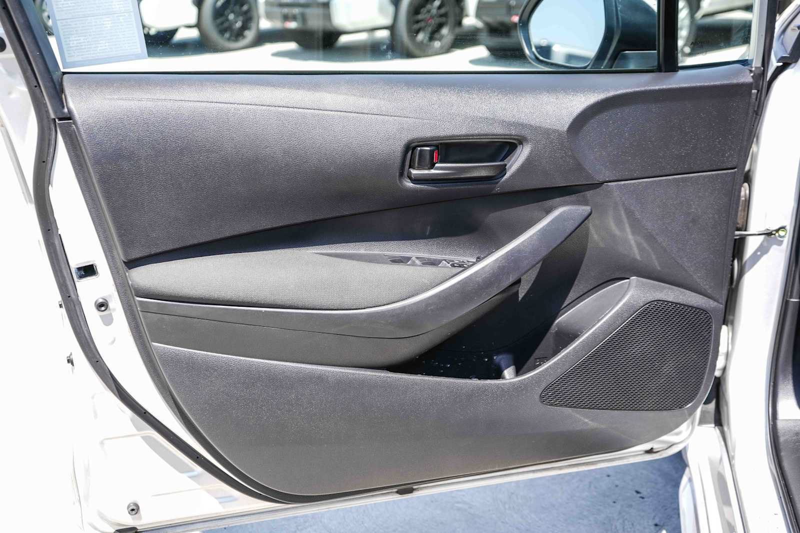 Used 2023 Toyota Corolla LE FWD image 20
