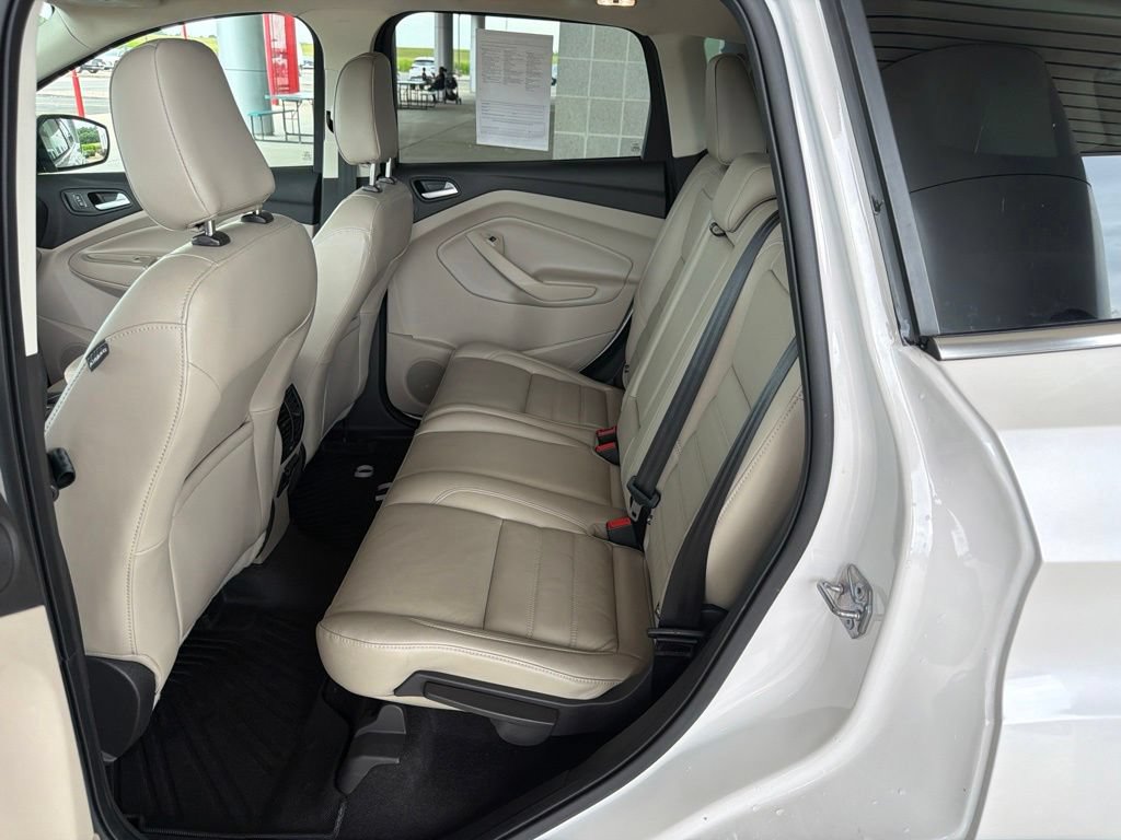 Used 2019 Ford Escape Titanium AWD/4WD image 15