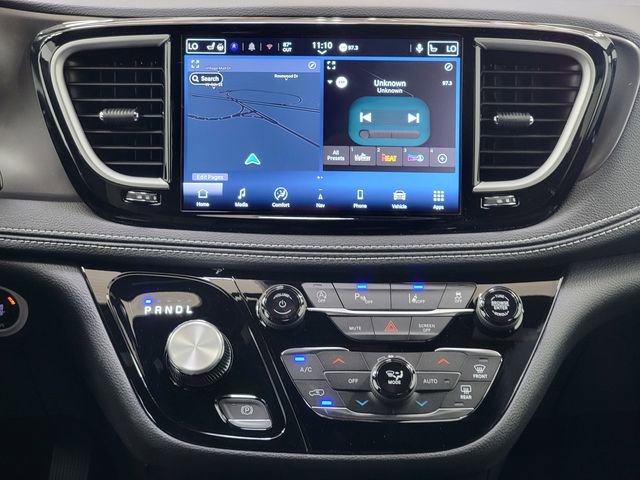 New 2026 Chrysler Pacifica Select image 25