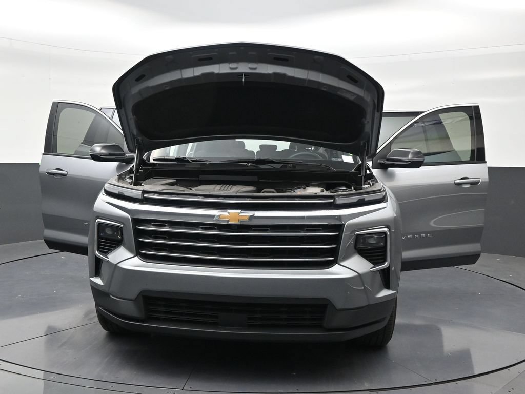 Used 2026 Chevrolet Traverse LT FWD image 31