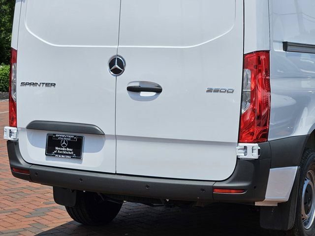New 2025 Mercedes-Benz Sprinter 2500 image 13