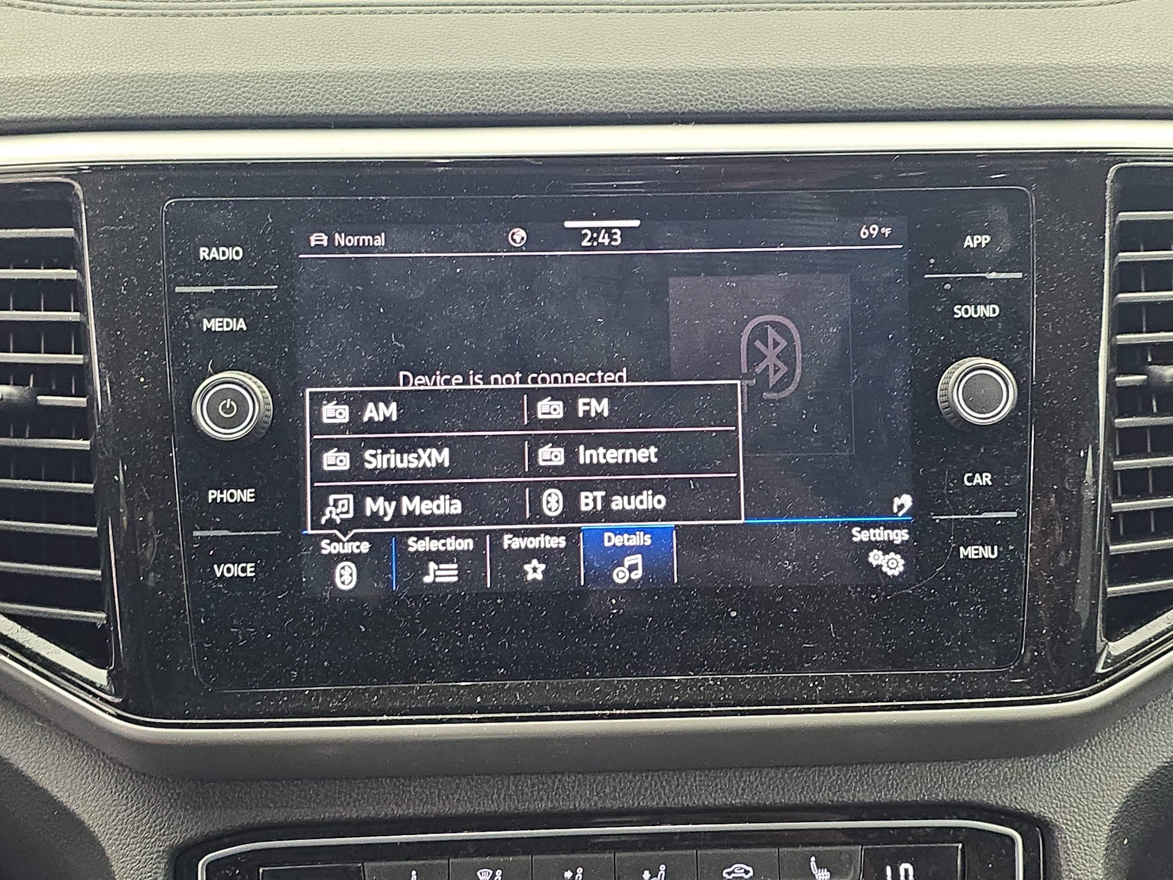 Certified 2023 Volkswagen Atlas SE w/ Panoramic Sunroof Package AWD/4WD image 21