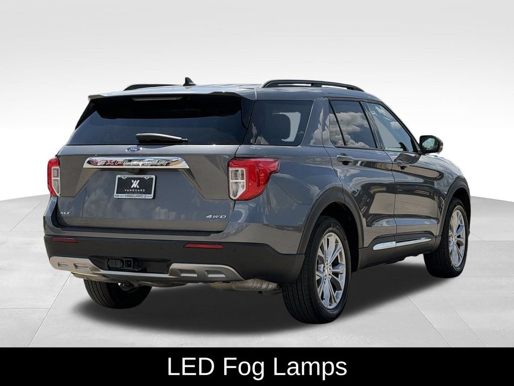 Used 2024 Ford Explorer XLT w/ Equipment Group 202A AWD/4WD image 10