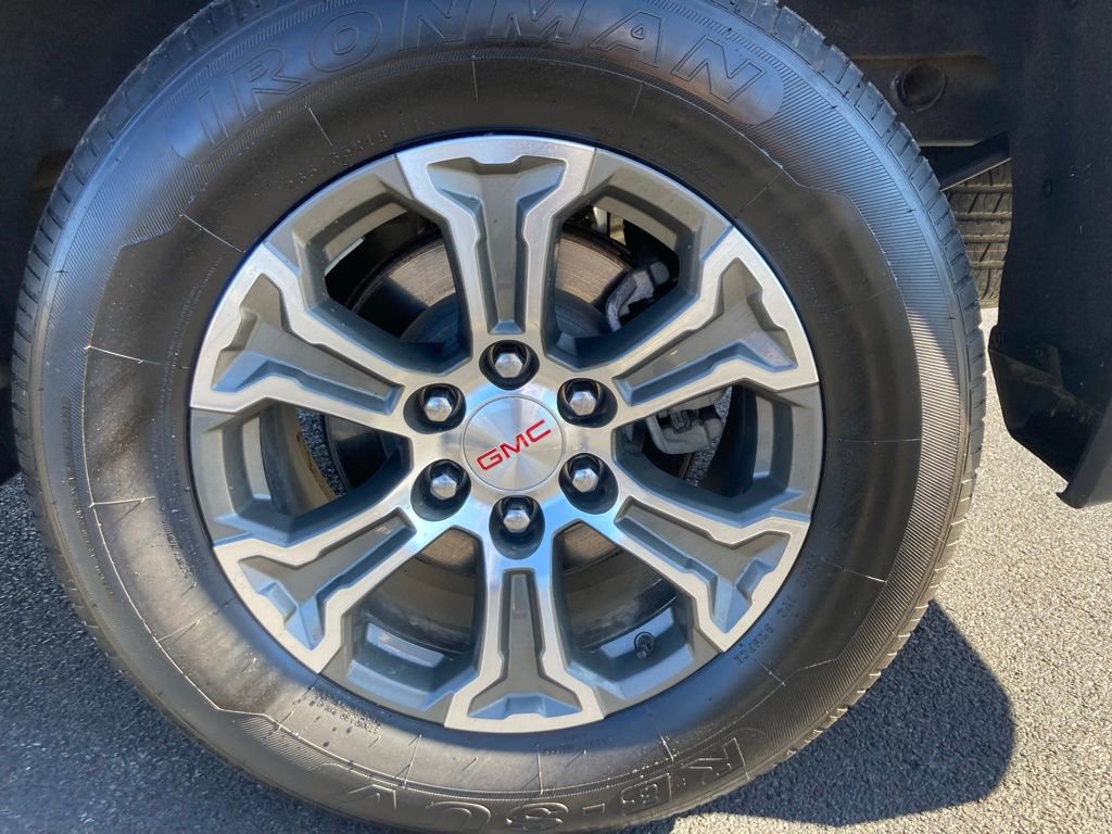 Used 2024 GMC Sierra 1500 SLT image 9