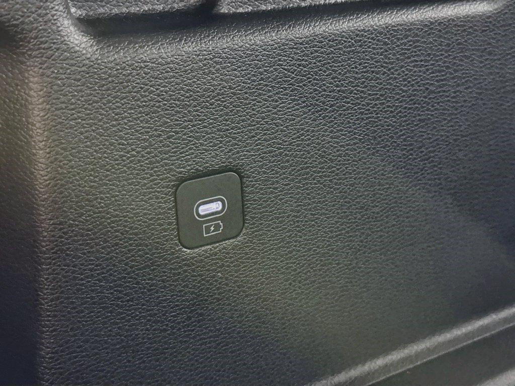 Used 2024 Kia Telluride EX FWD image 45