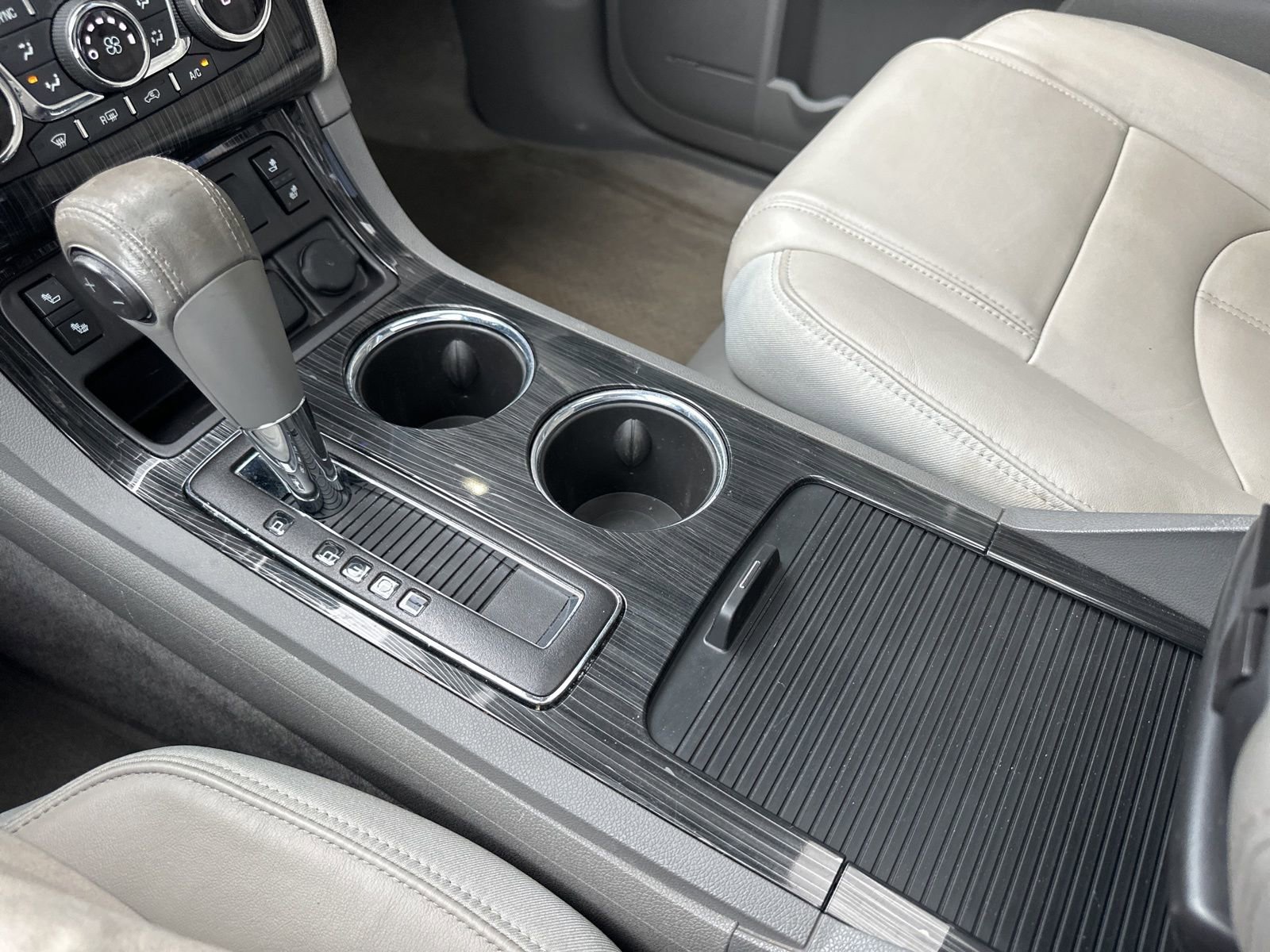 Used 2017 Chevrolet Traverse LT AWD/4WD image 30