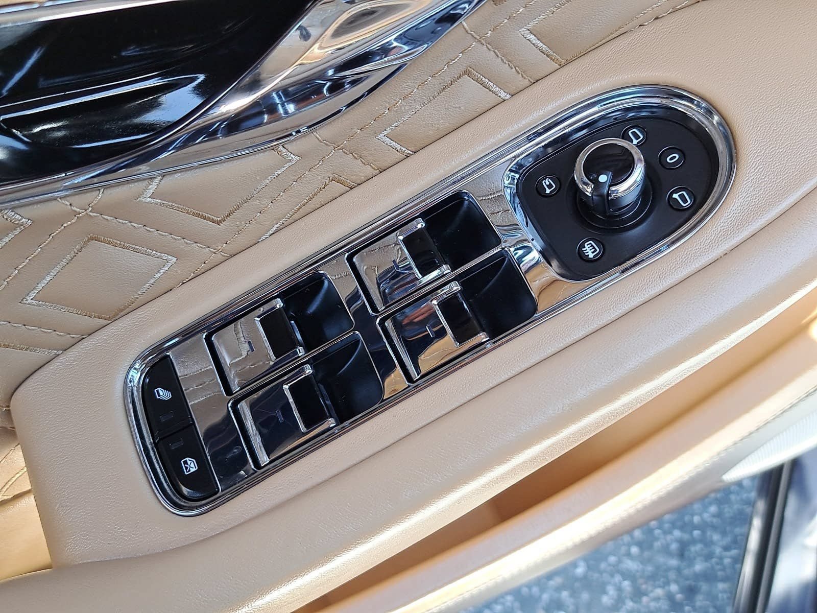 Used 2020 Bentley Continental GT AWD/4WD image 30