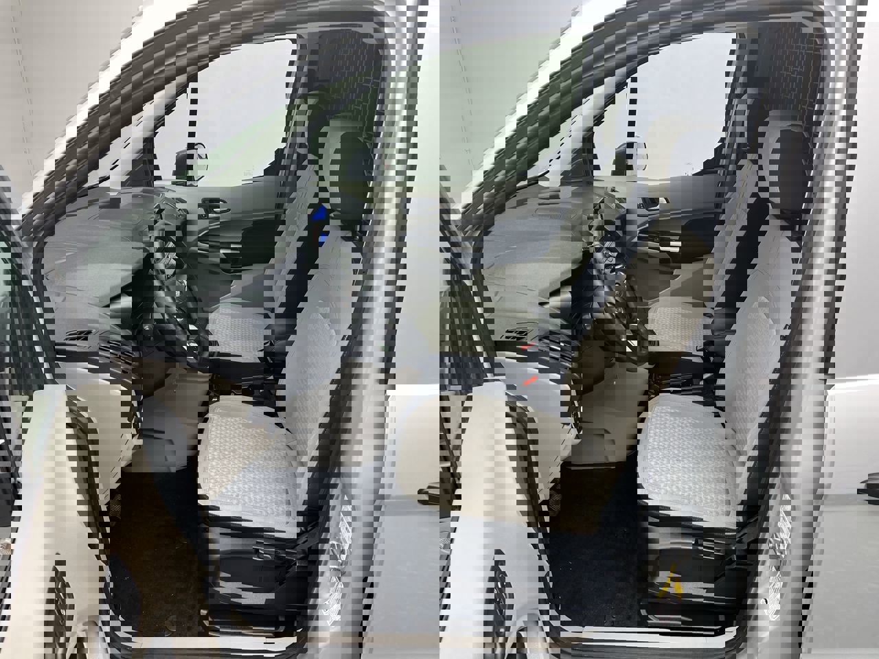 Certified 2023 Ford Transit Connect XLT image 3