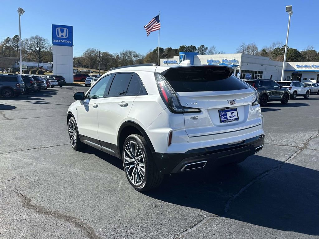 Used 2024 Cadillac XT4 Sport image 25