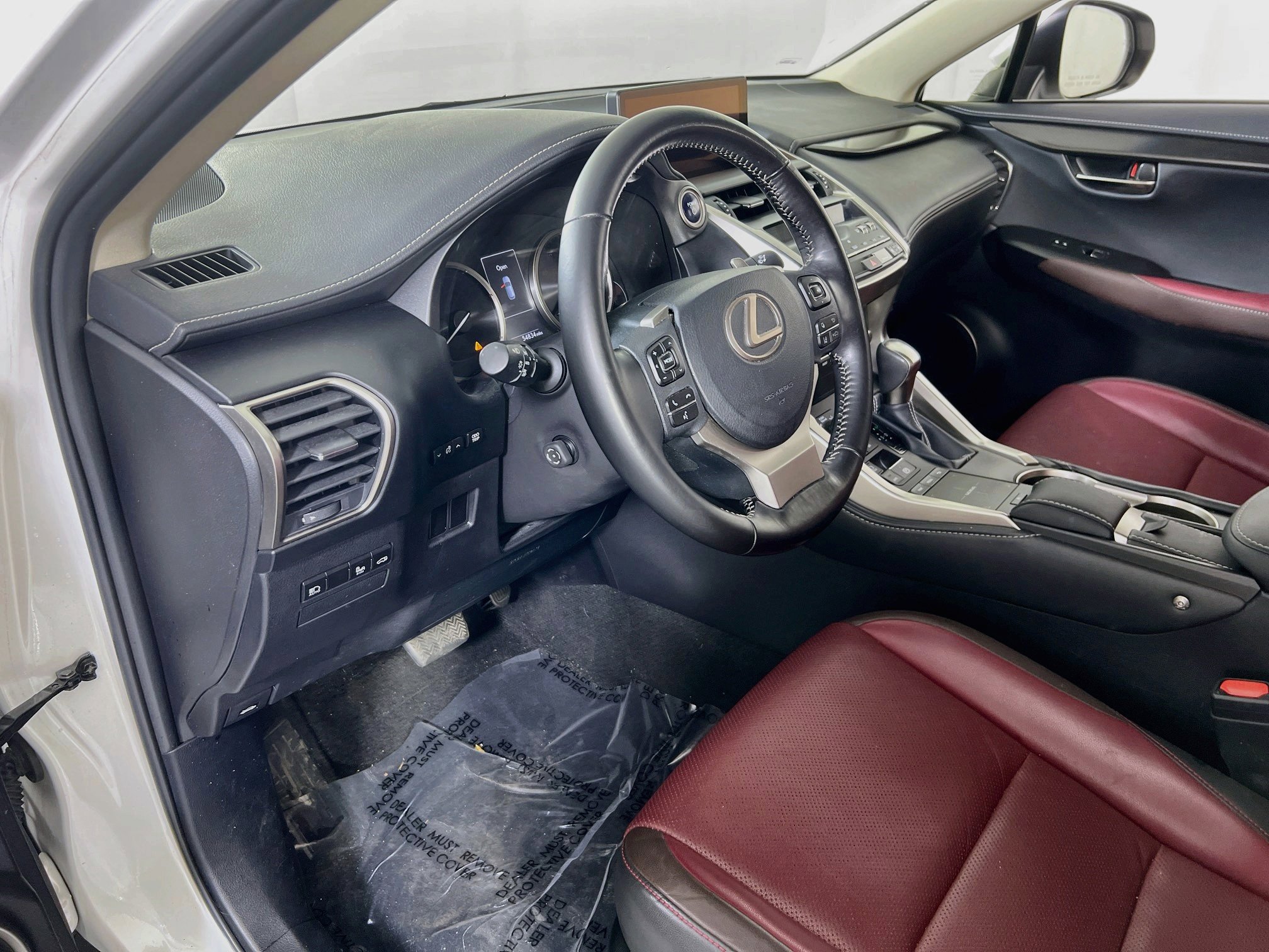 Used 2018 Lexus NX 300h AWD w/ Premium Package image 9
