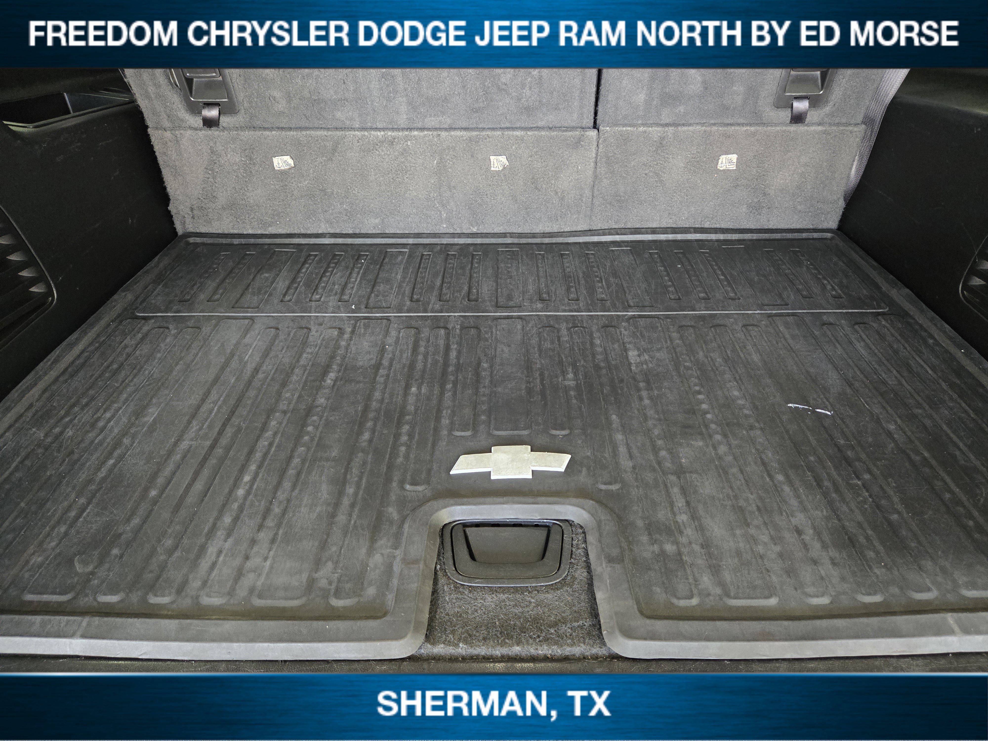 Used 2019 Chevrolet Suburban LT image 22