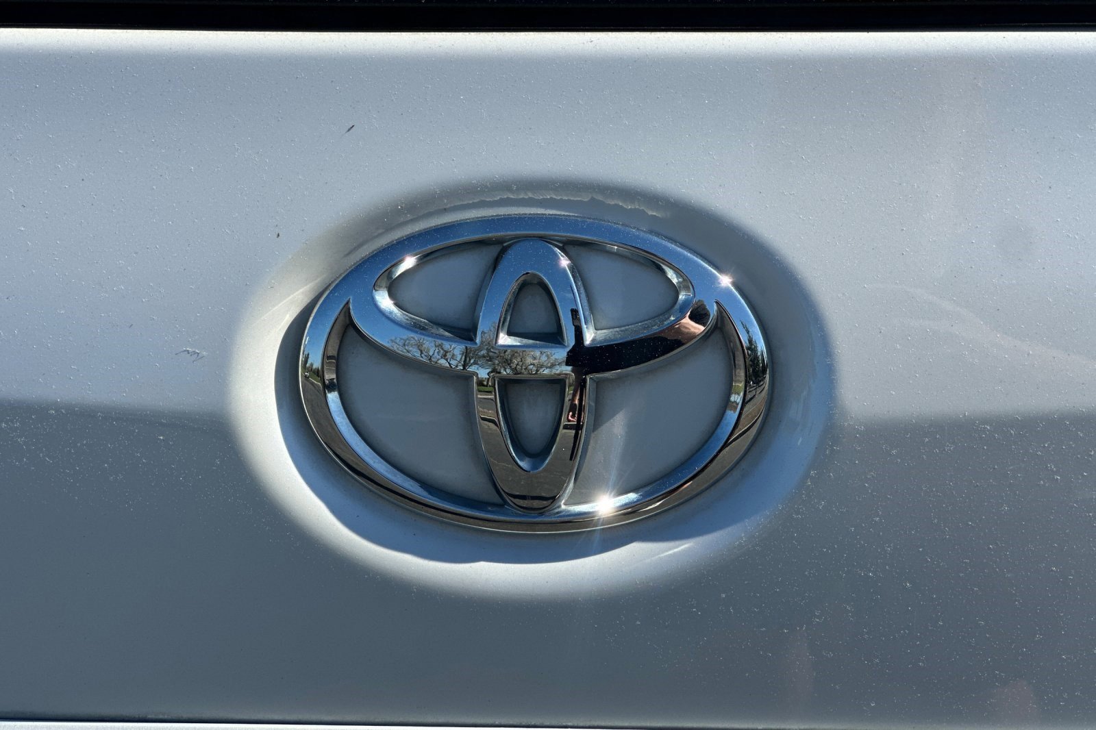 Used 2015 Toyota Sienna XLE w/ XLE Navigation Package image 39