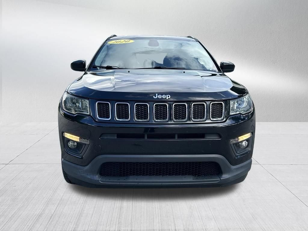 Certified 2020 Jeep Compass Latitude FWD image 2