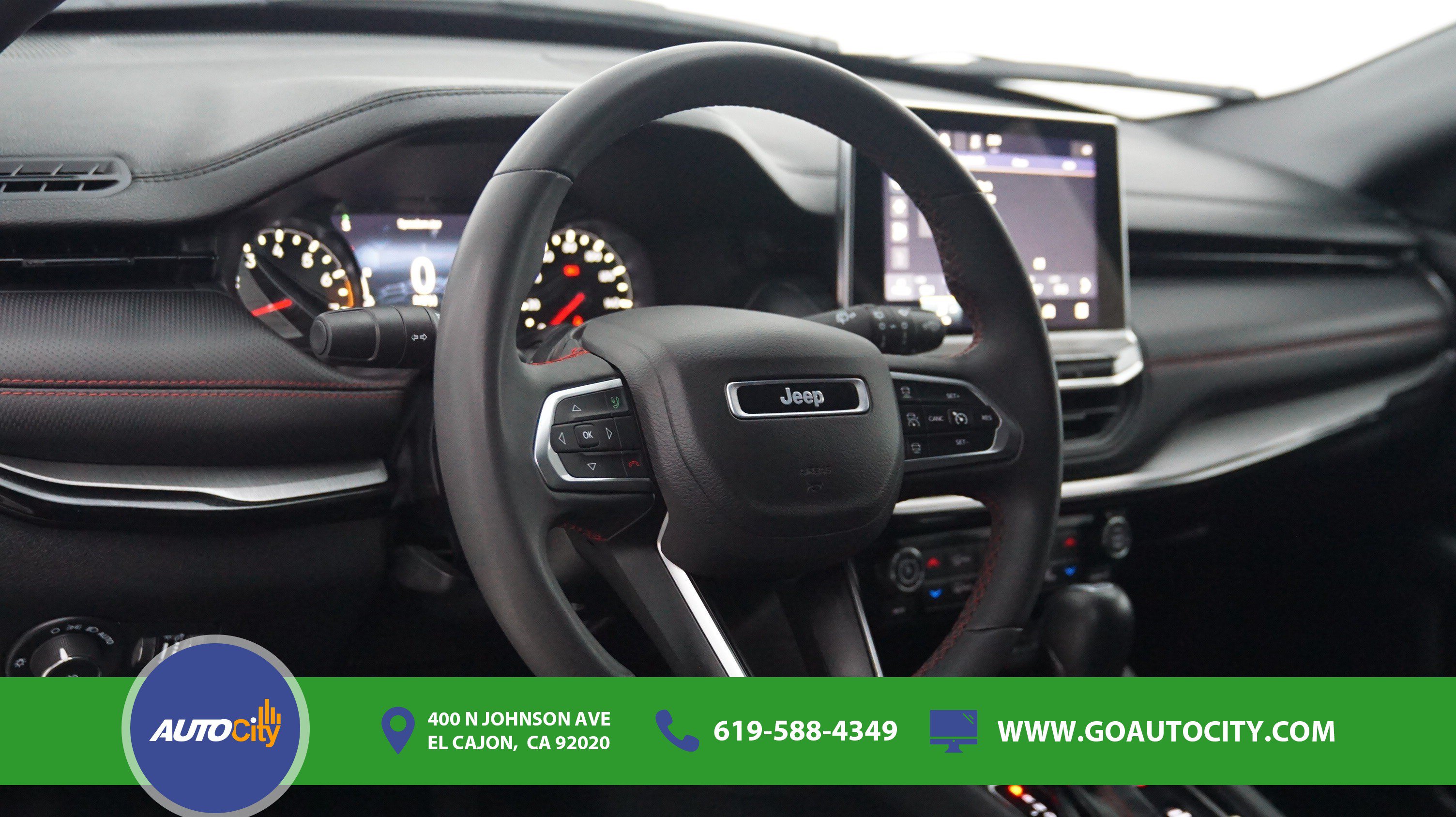 Used 2023 Jeep Compass Trailhawk AWD/4WD image 18