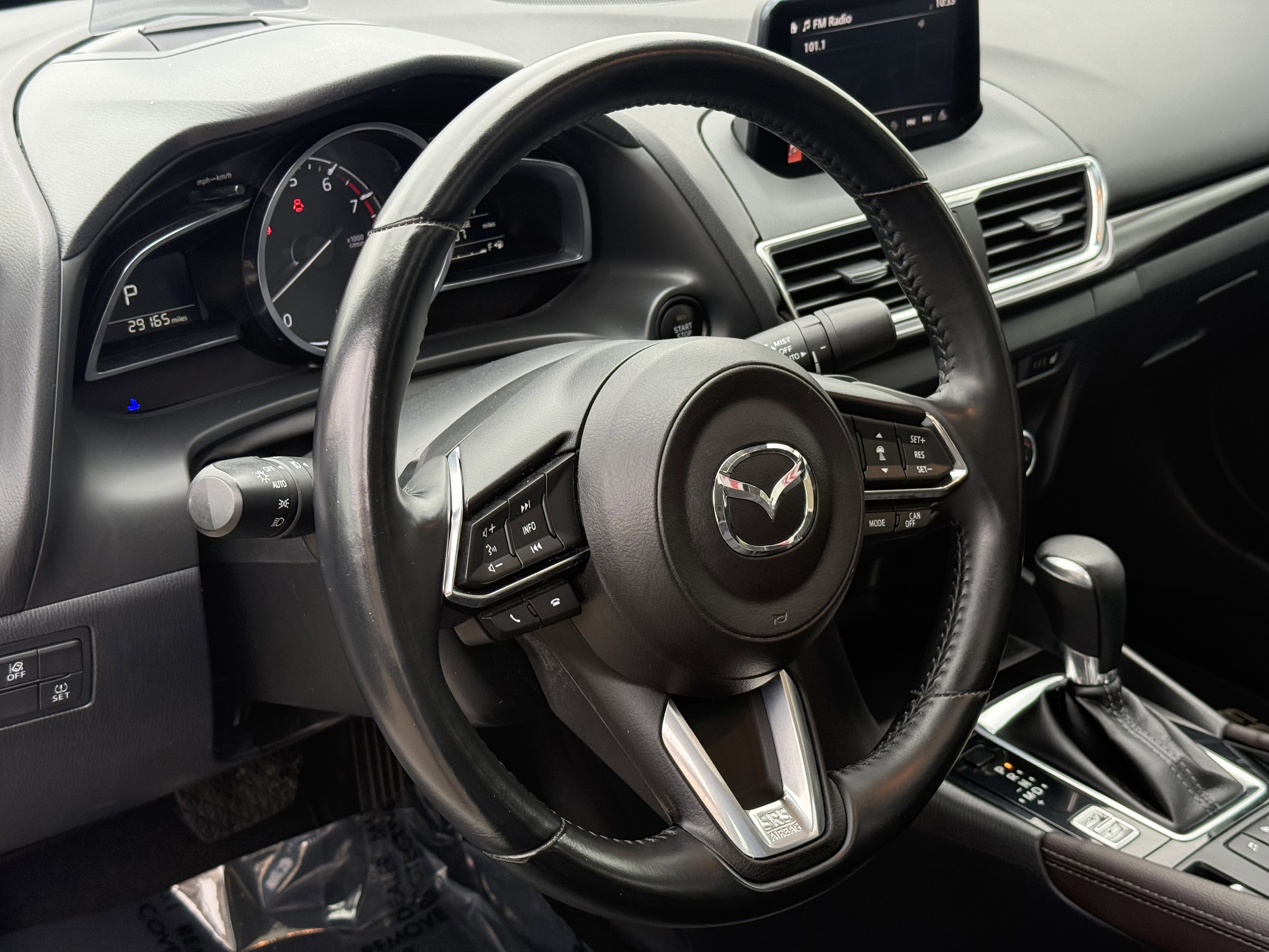 Used 2018 MAZDA MAZDA3 Grand Touring w/ Premium Equipment Package image 12