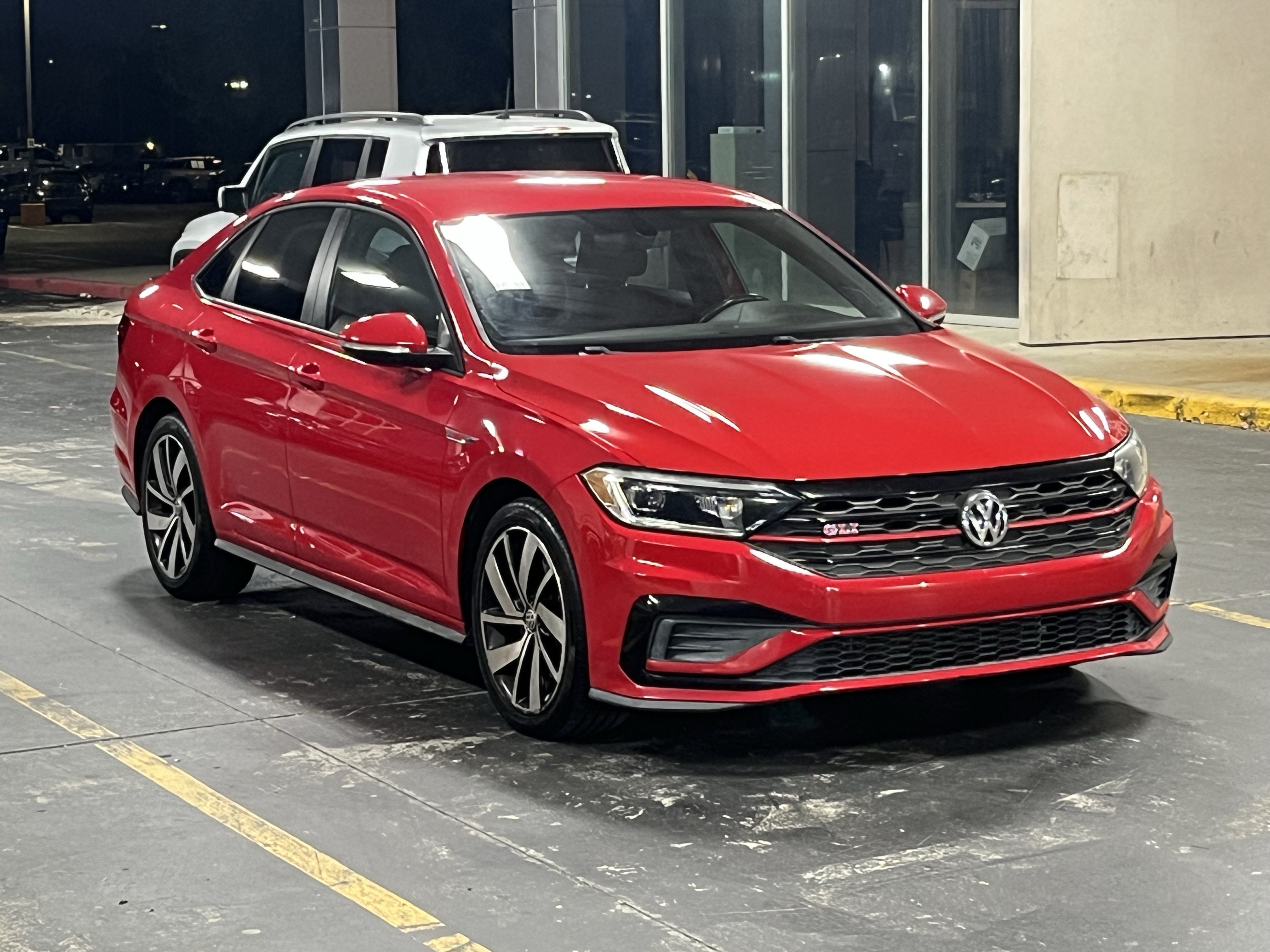 Used 2019 Volkswagen Jetta GLI FWD image 3