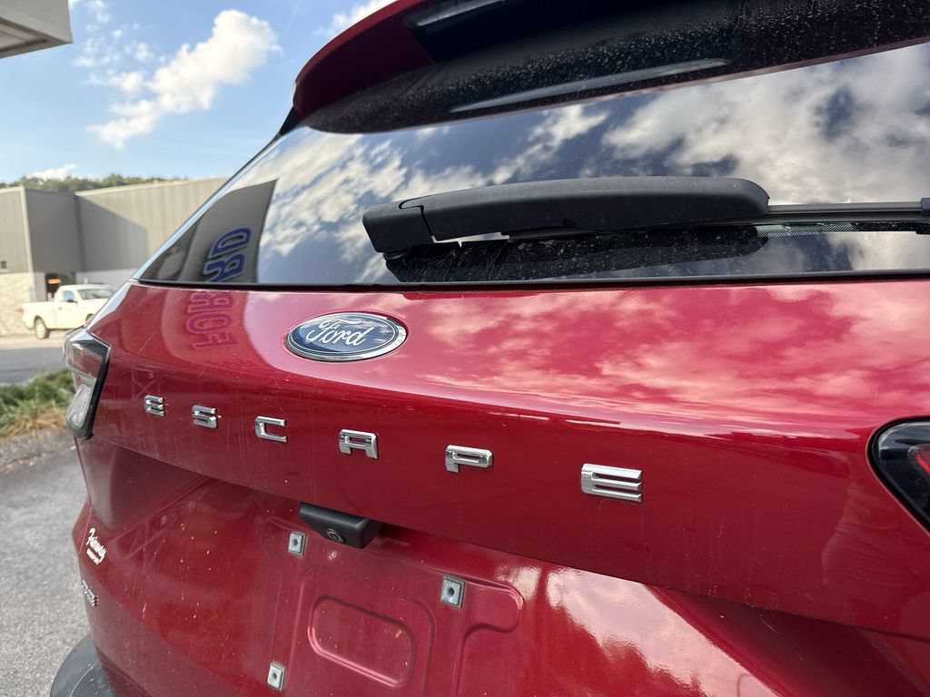 Used 2020 Ford Escape SE AWD/4WD image 6