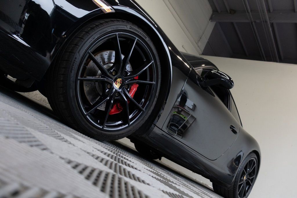 Used 2017 Porsche 911 Carrera S image 13