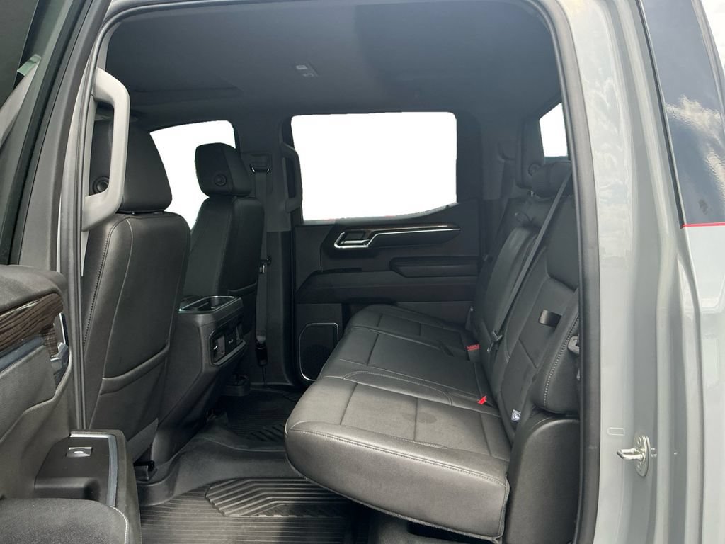 Used 2024 Chevrolet Silverado 1500 LT Trail Boss w/ LT Trail Boss Premium Package AWD/4WD image 21