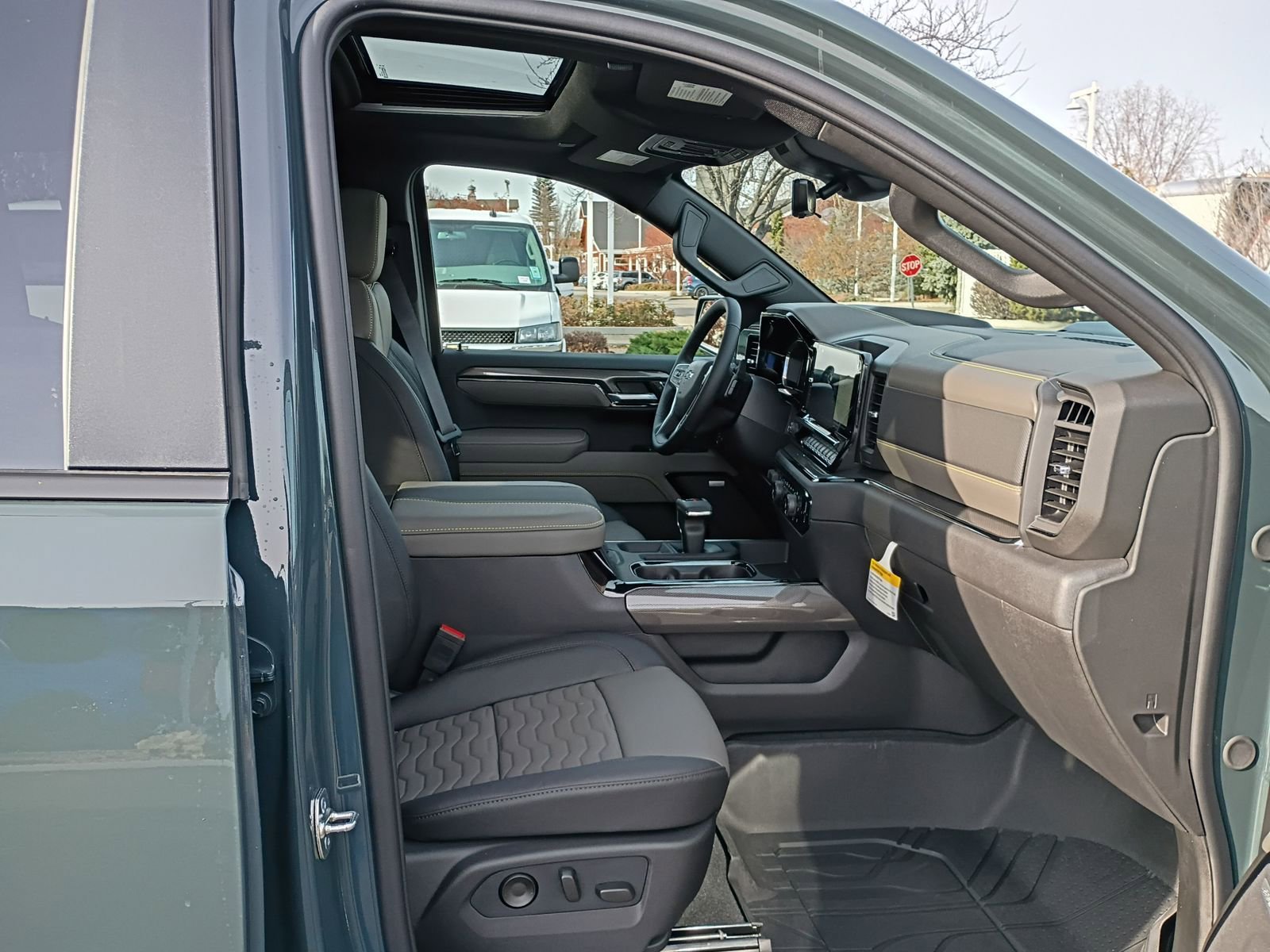 New 2026 Chevrolet Silverado 1500 ZR2 image 14