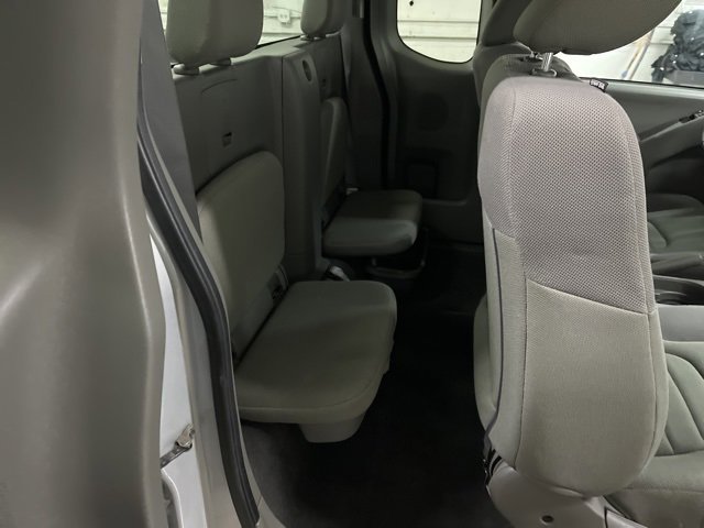 Used 2020 Nissan Frontier S image 12