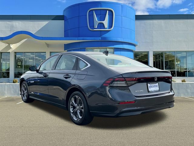 Used 2023 Honda Accord EX image 4