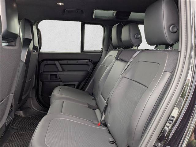New 2026 Land Rover Defender 110 OCTA AWD/4WD image 16