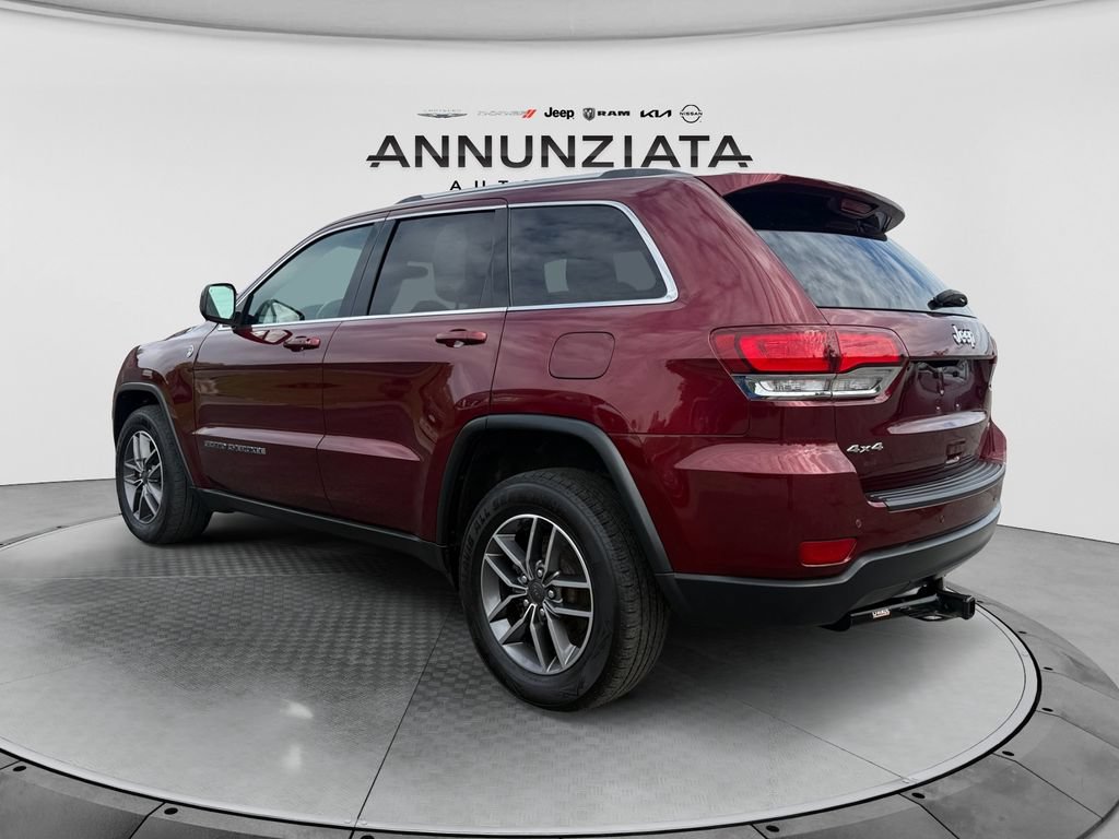 Used 2020 Jeep Grand Cherokee Laredo w/ Quick Order Package 2BN North AWD/4WD image 3