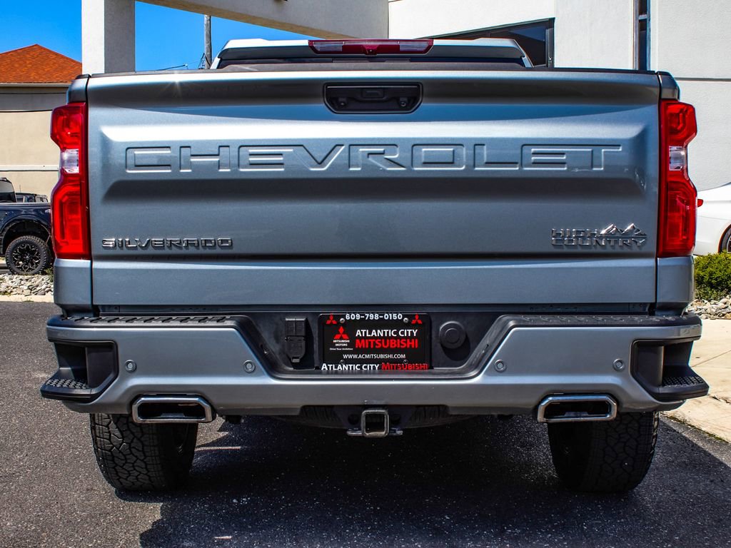 Used 2025 Chevrolet Silverado 1500 High Country image 5