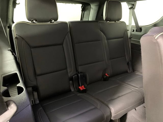 Used 2023 GMC Yukon XL SLT AWD/4WD image 7