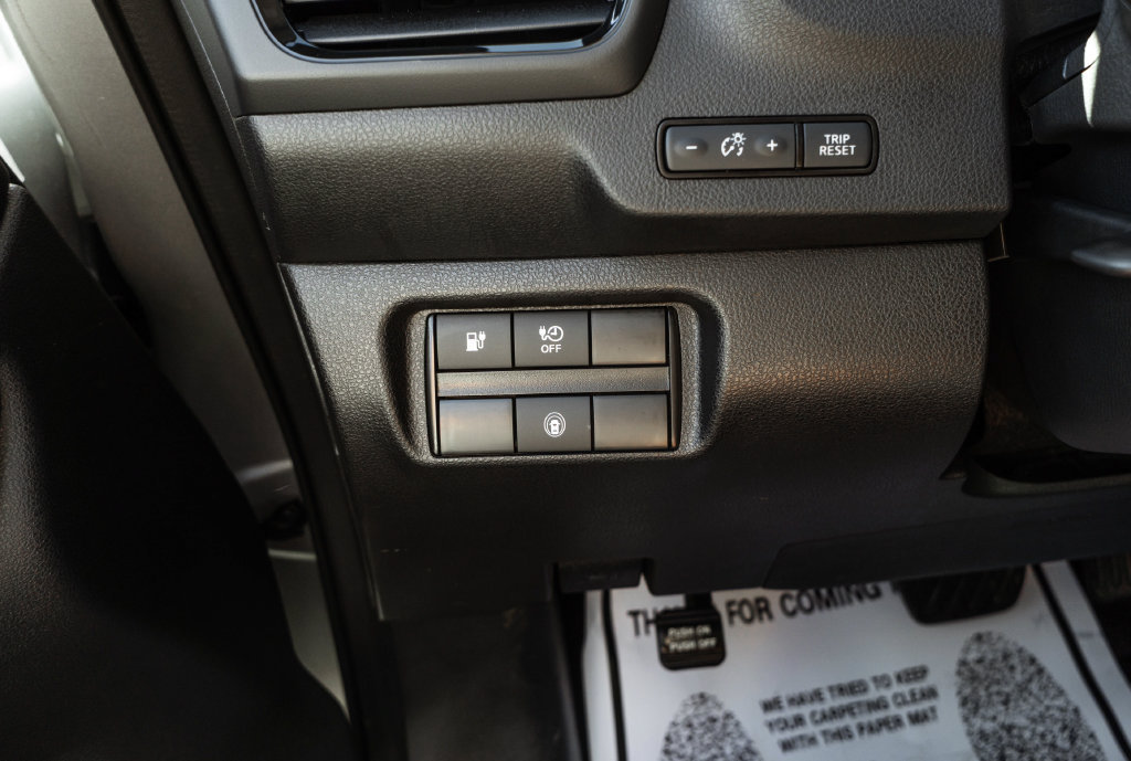 Used 2025 Nissan Leaf S FWD image 15
