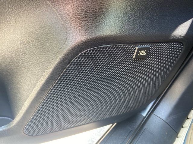 Used 2020 Toyota Tacoma Limited image 23