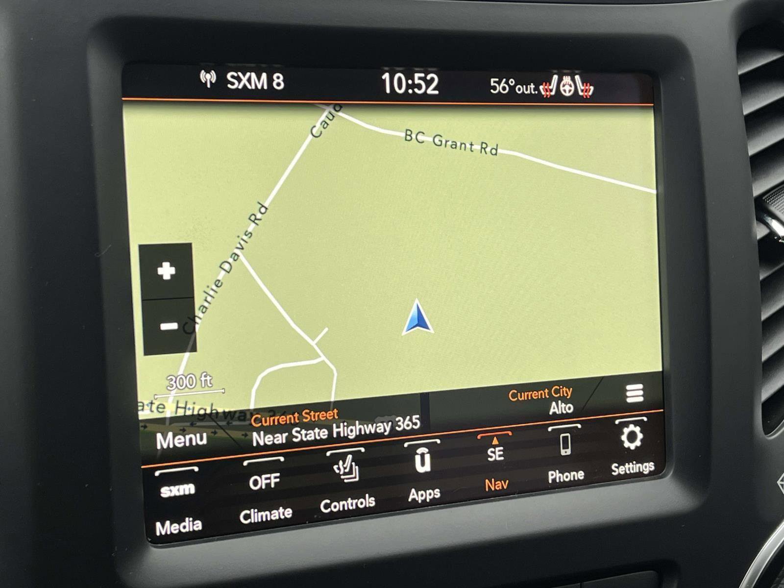 Used 2023 Jeep Cherokee Altitude Lux image 13