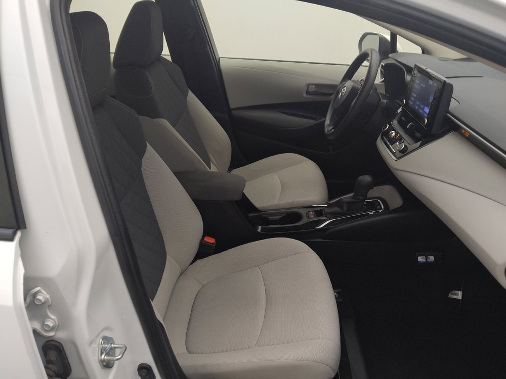 Used 2022 Toyota Corolla LE FWD image 21