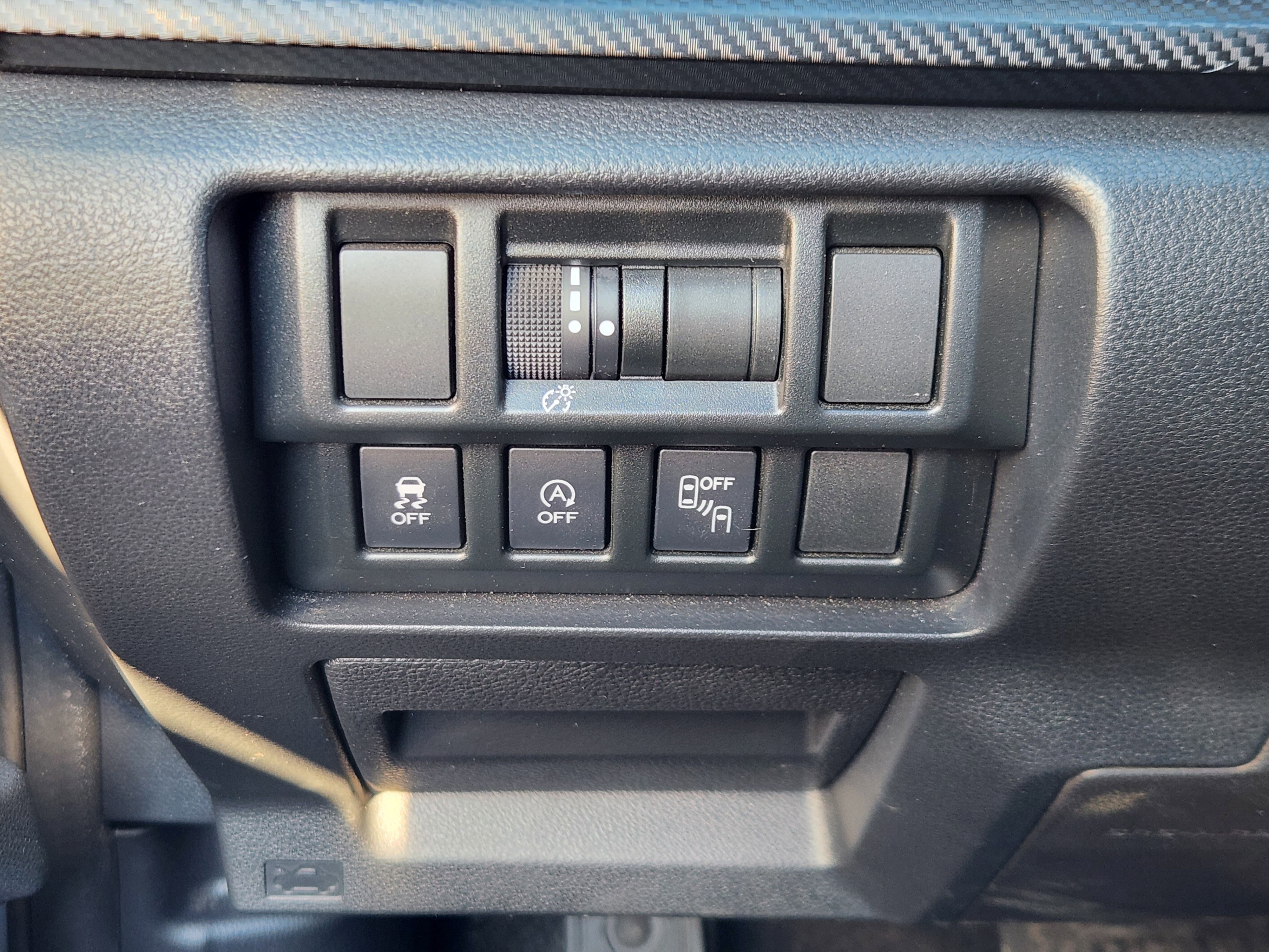 Used 2021 Subaru Crosstrek 2.0i Premium w/ Moonroof Package image 26