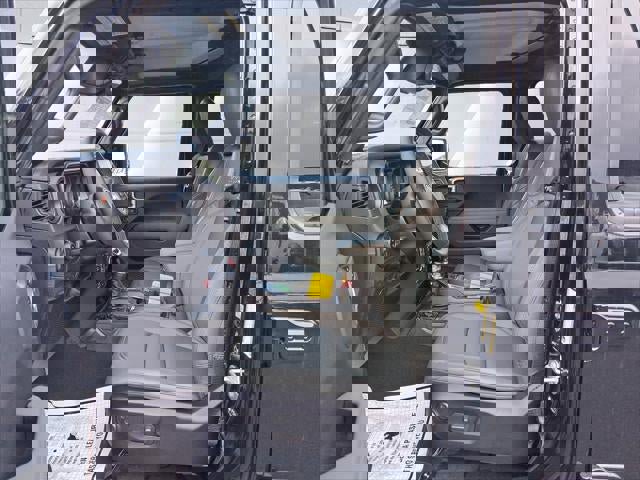 New 2026 Jeep Gladiator Mojave w/ Technology Group image 26