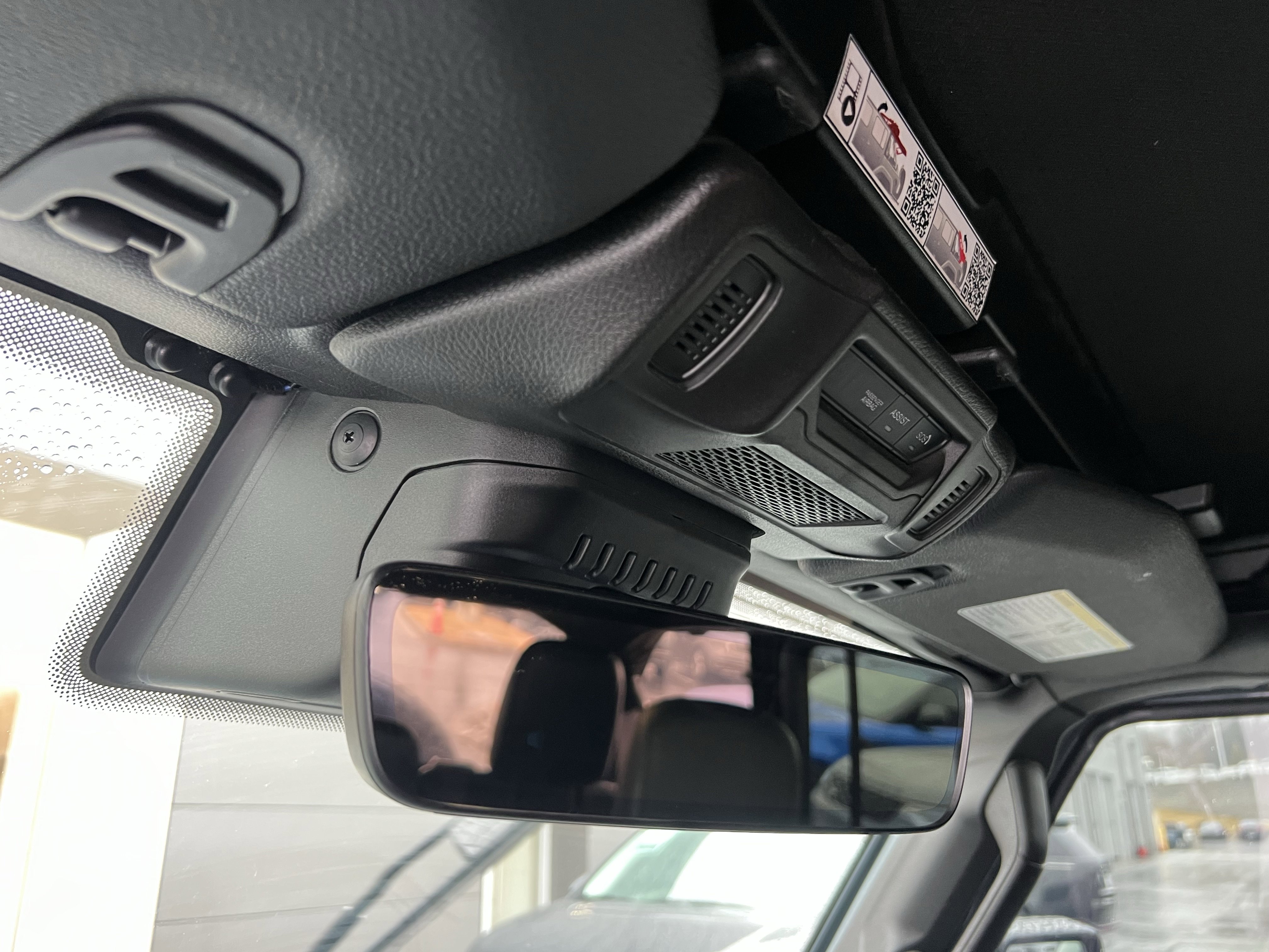 Used 2024 Jeep Wrangler Unlimited Rubicon image 24