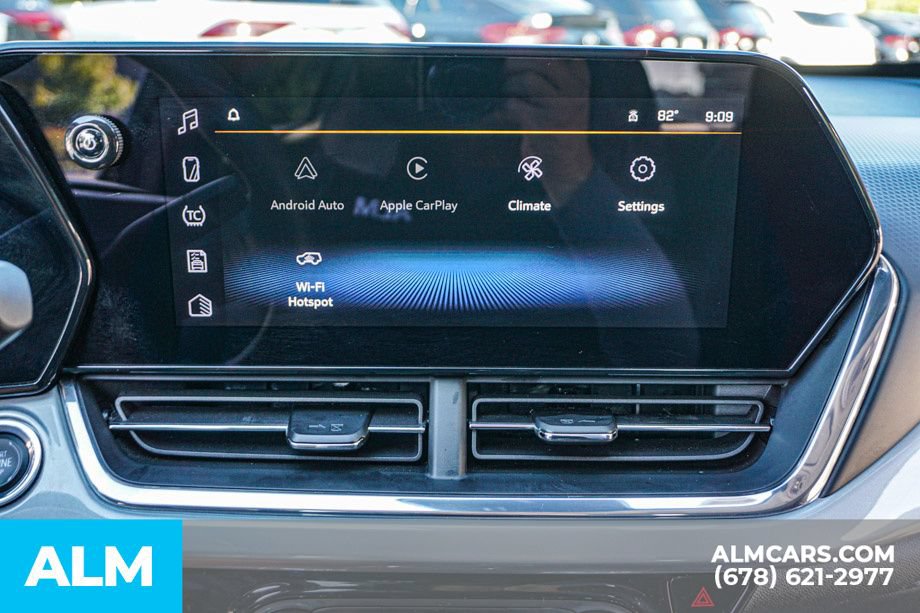 Used 2025 Chevrolet Trax LT FWD image 33