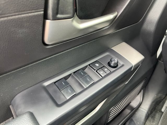 Used 2025 Toyota Tundra SR5 w/ SR5 Premium Package AWD/4WD image 34